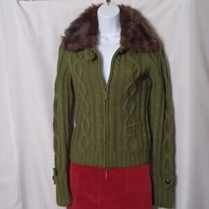 BCBGMAXAZRIA Green Wool Blend Cable Knit Sweater. Size S